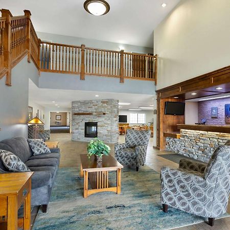 Quality Inn & Suites Fort Madison Near Hwy 61 Экстерьер фото
