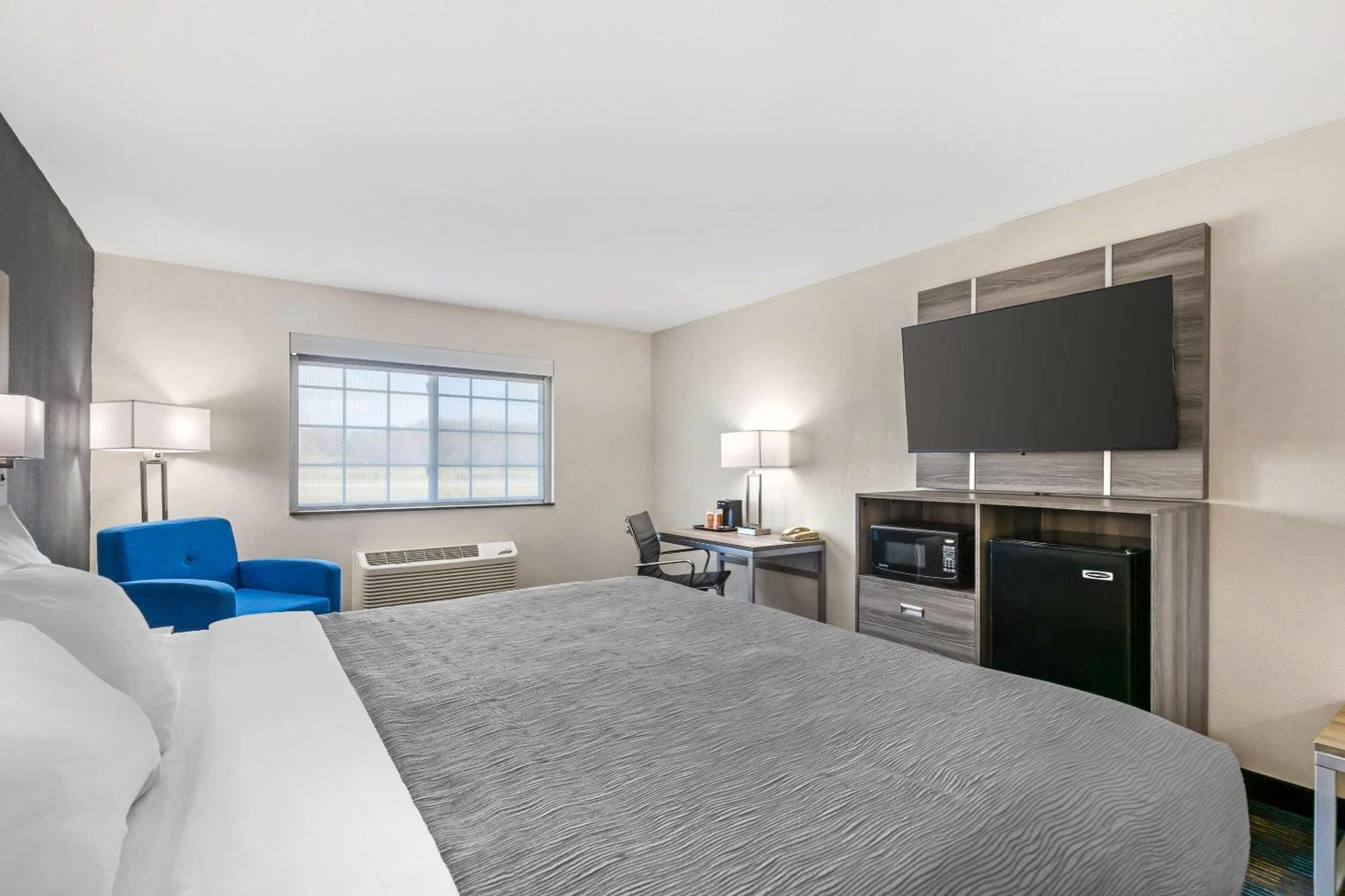 Quality Inn & Suites Fort Madison Near Hwy 61 Экстерьер фото